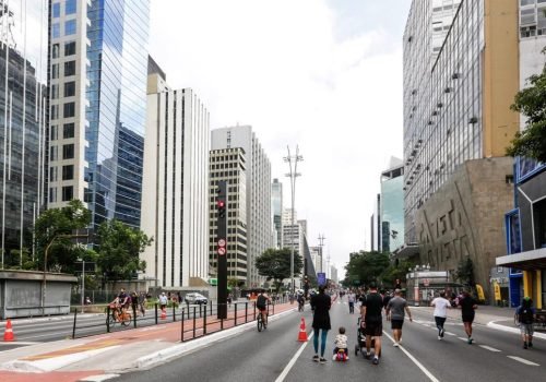 Fluxo internacional registrado na cidade também permanece significativamente acima dos níveis observados em 2024