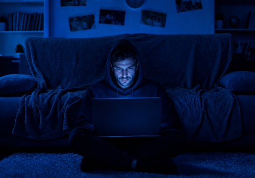 Desenvolvedor britânico vence desafio e fatura U$ 2 mil em Bitcoin Foto:  Reprodução/ChatGPT