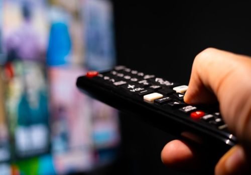 A TV 3.0 promete tornar os conteúdos exibidos ainda mais interativos. Foto:  Getty Images/Reprodução