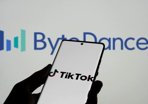 Zhang Yiming, fundador da ByteDance, empresa controladora do TikTok, voltou ao primeiro lugar entre os mais ricos da China - Imagem: Mamun_Sheikh/Shutterstock